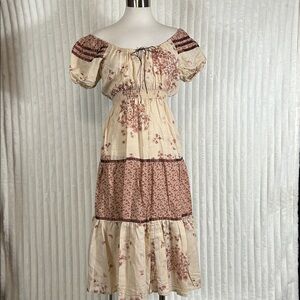 Vtg 1970 bohemian delicate floral print tiered skirt smocked bodice midi dress S